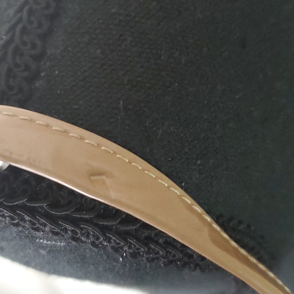 Stuart Weitzman - Picture 7 of 7